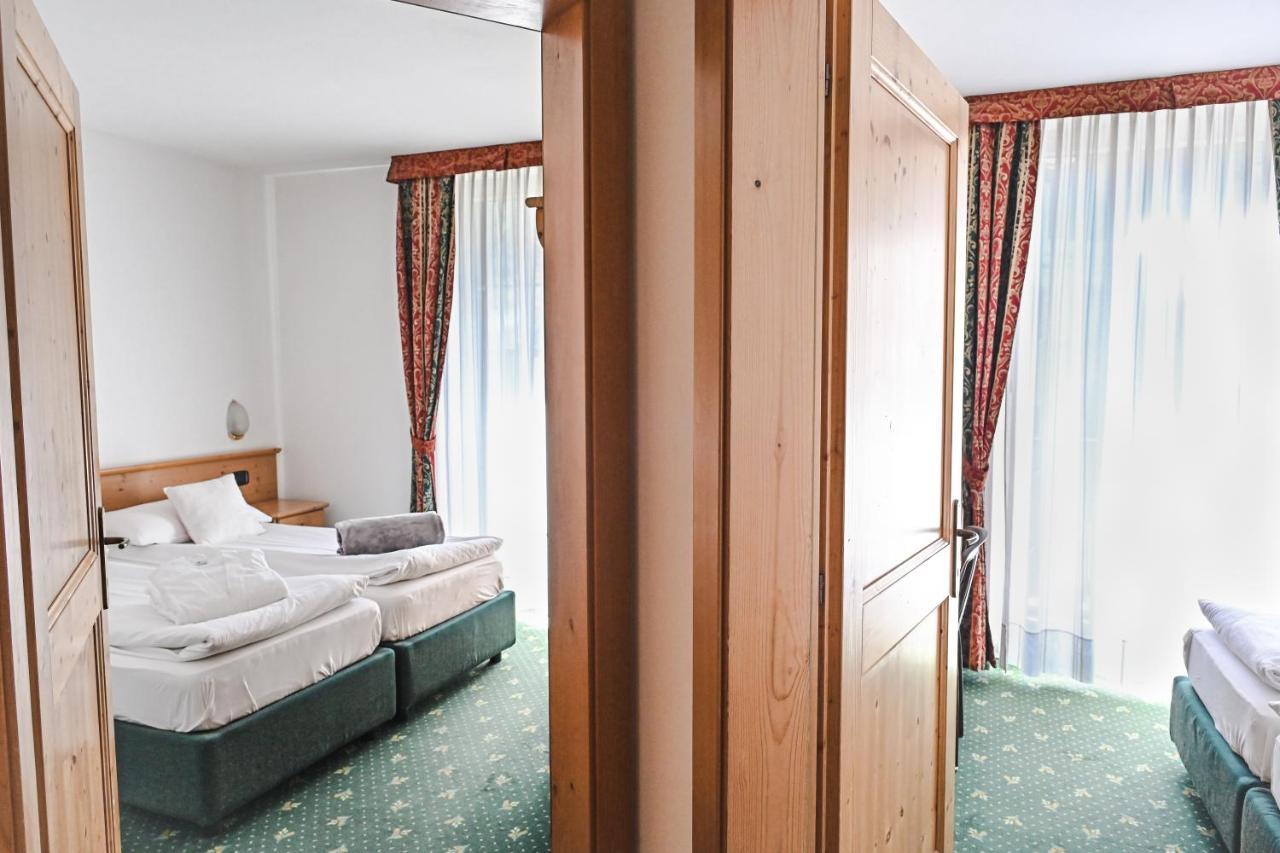Alp Hotel Dolomiti Димаро Екстериор снимка