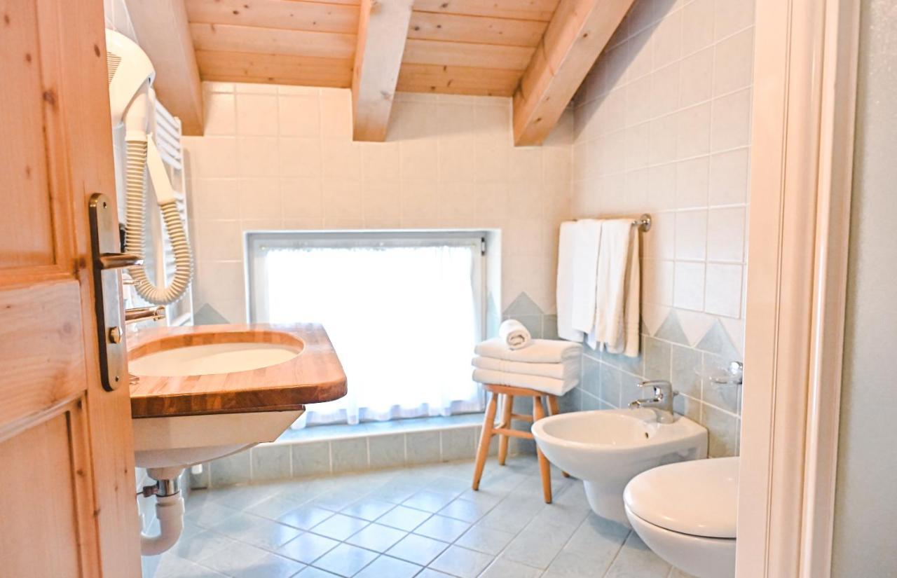 Alp Hotel Dolomiti Димаро Екстериор снимка