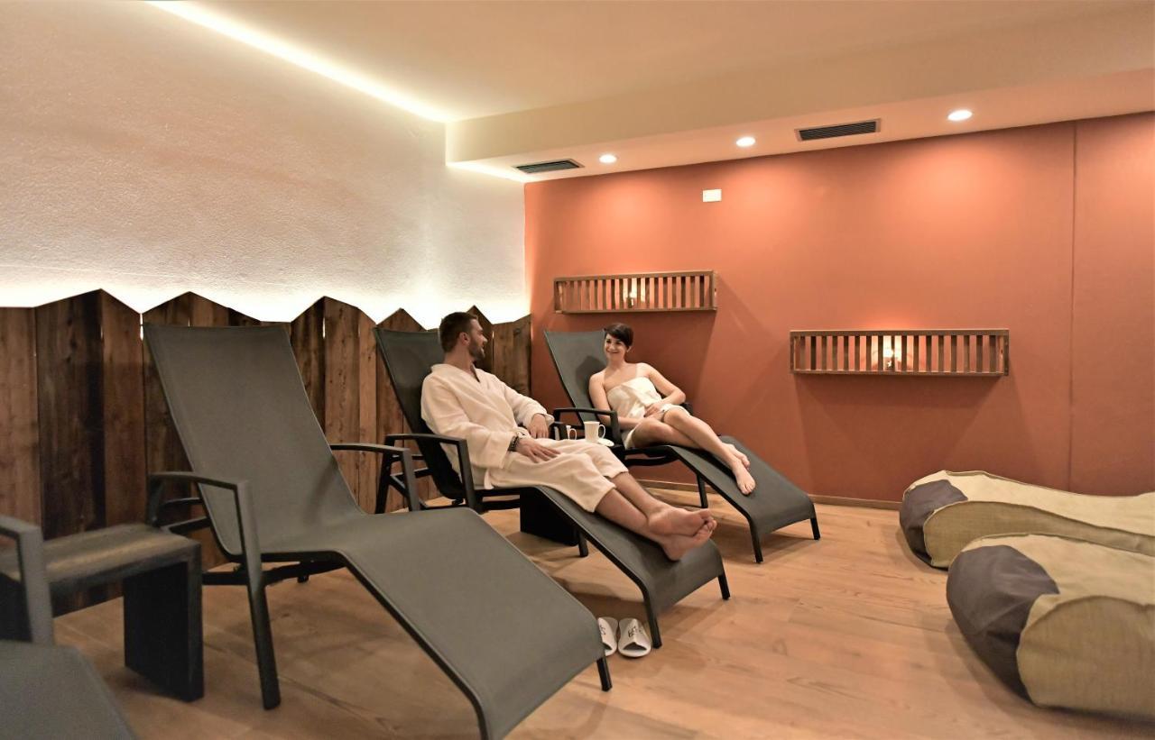 Alp Hotel Dolomiti Димаро Екстериор снимка
